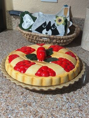 Vintage WCL ceramic Cherry Pie Plate
